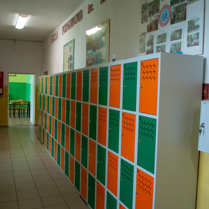 szafki uczniów